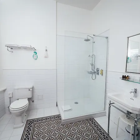 Sherlock Apartmán *